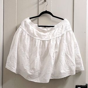 Old Navy women's white lace skirt